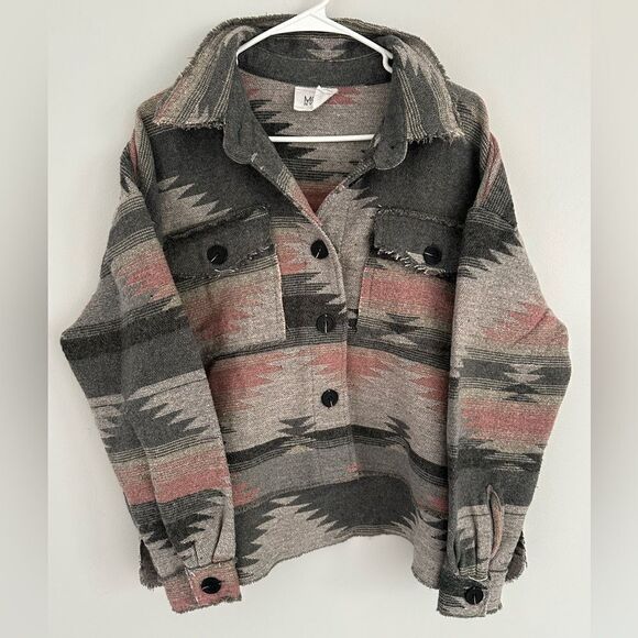 Moon Ryder Western Aztec Print Shacket Distressed Size Medium - Picture 4 of 10